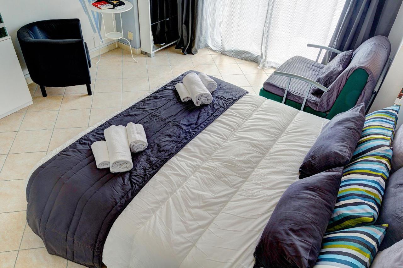 Suitehome Taormina จีอาร์ดีนี นักซอส ภายนอก รูปภาพ