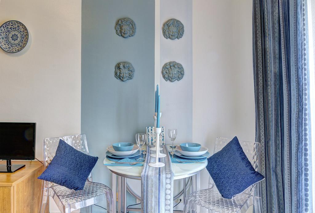 Suitehome Taormina จีอาร์ดีนี นักซอส ห้อง รูปภาพ