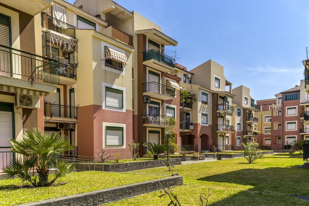 Suitehome Taormina จีอาร์ดีนี นักซอส ภายนอก รูปภาพ